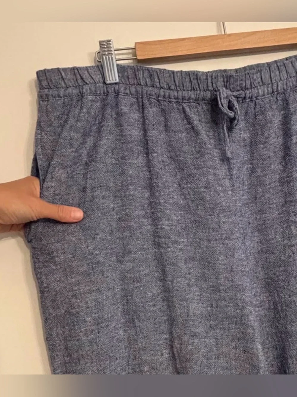 Linen Blend Wide Leg Crop Pants | Blue Chambray | Coastal Minimalist, XXL - Picture 4 of 11